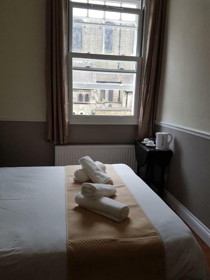 Tourian Lounge Hotel Londra Esterno foto